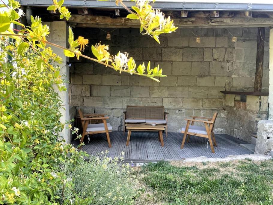 Chez Juliette - Maison Et Jardin - Bord De Loire A Сомюр Экстерьер фото